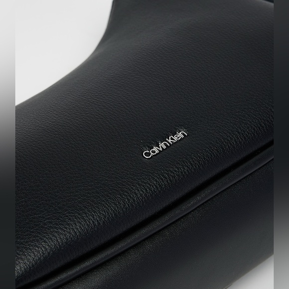 Calvin Klein| Textured Shoulder Bag - Picture 5 of 7